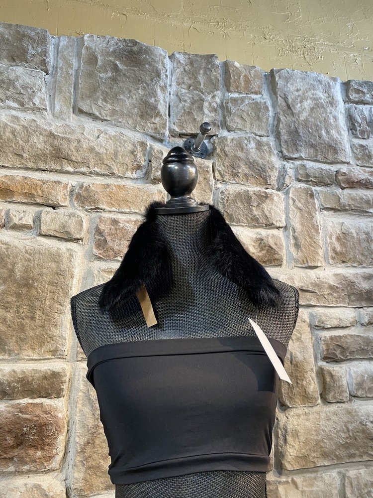 Rabbit Collar, 19 inch