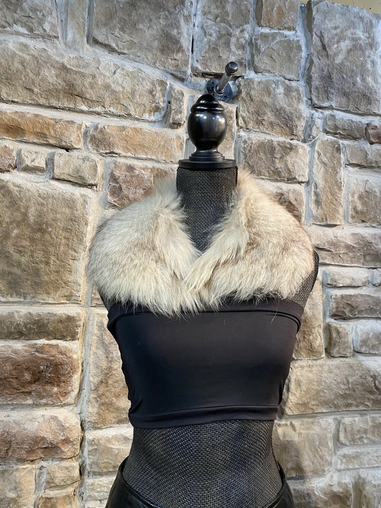 Amber Fox Collar, 24 inch