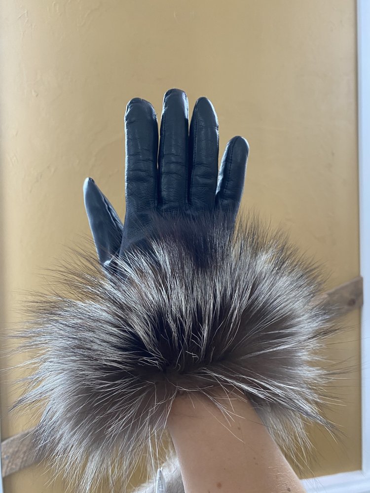 Leather Gloves with Silver Fox Trim, Size M