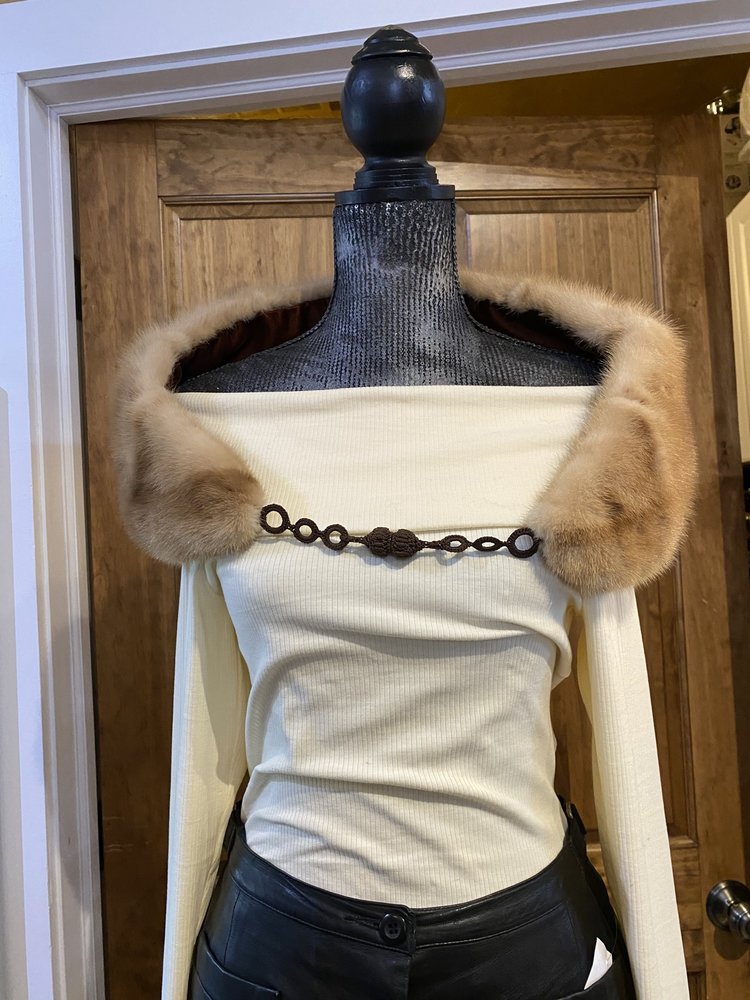 Autumn Haze Mink Collar with Closure, 36 inch