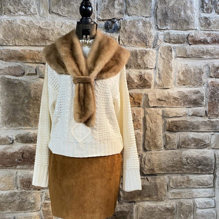 Autumn Haze Stole with Loop Closure, Size XS