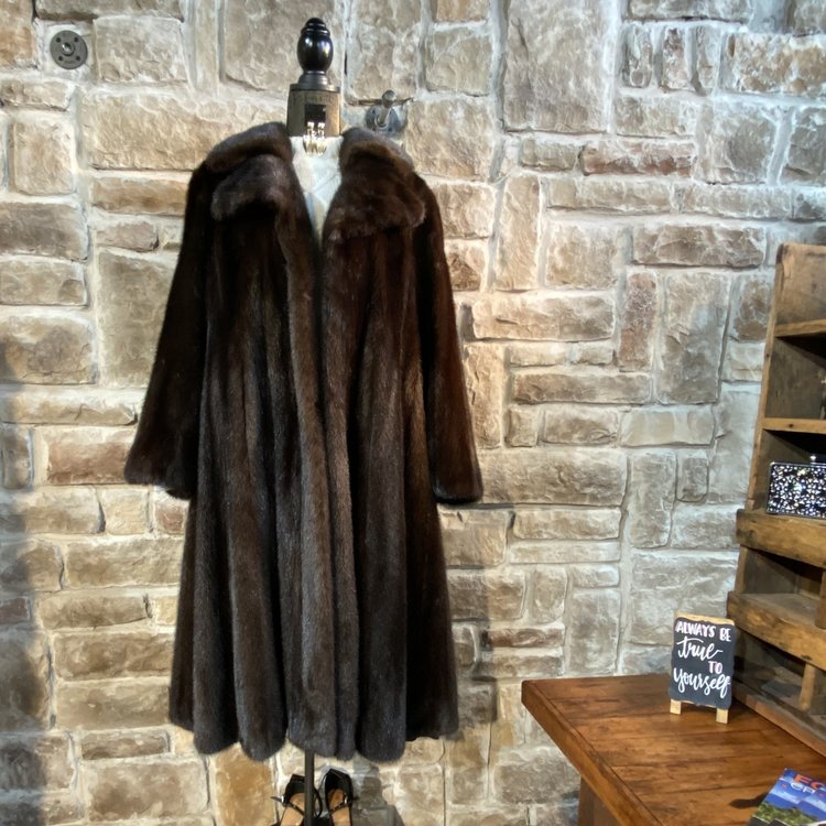 Mahogany Mink with Split Collar, Size L