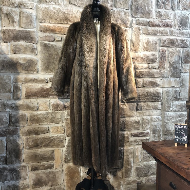 Blonde Beaver Simple Cuff Coat, Size L