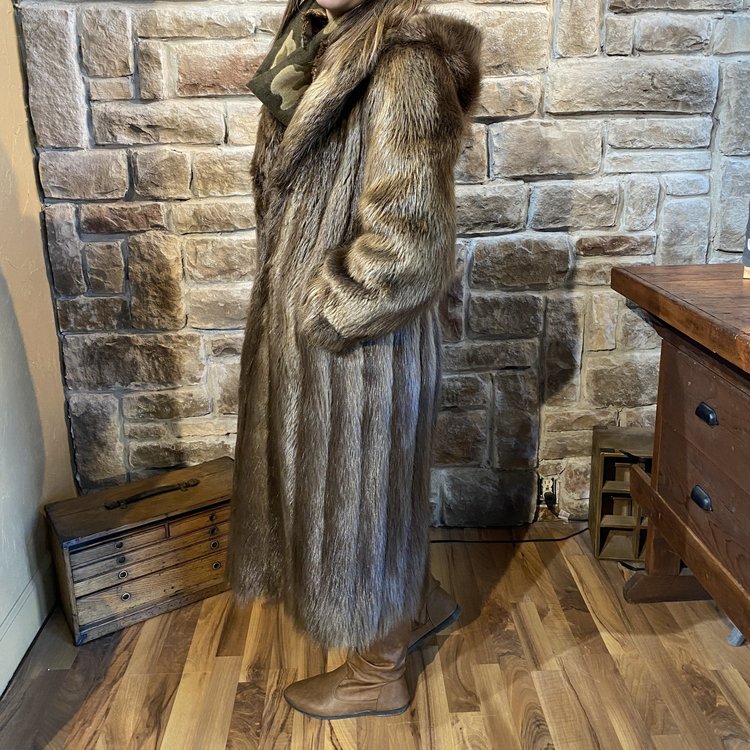 Beaver Long Coat w/Detachable Hood, Size S