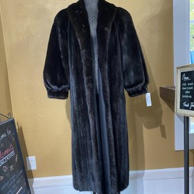 Nigbor Furs Dark Ranch Mink Full Length Coat, Size M
