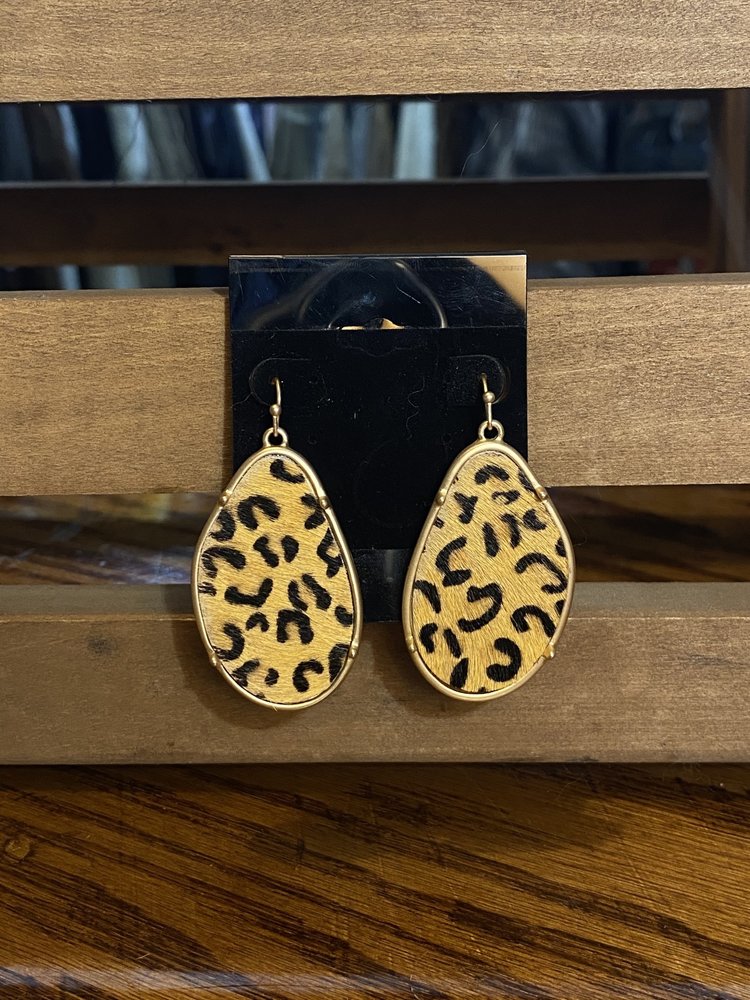 Faux Fur Cheetah Print Drop Earrings