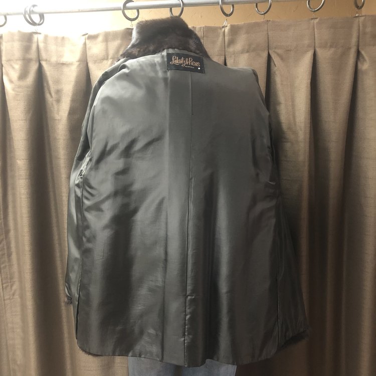 Dark Ranch Mink Jacket w/Banded Cuffs, Size XL