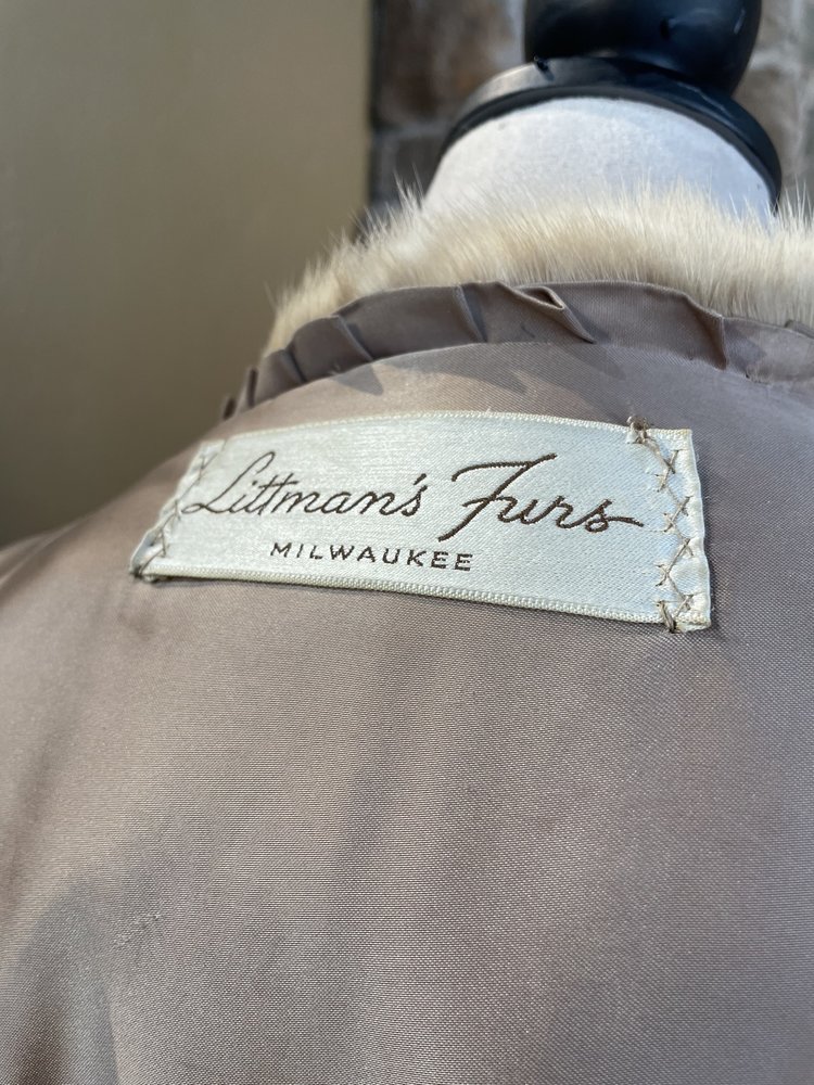 Honey Mink Stroller, Size M/L