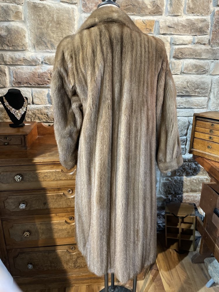 Female Pelt Dawn Mink Coat, Size M
