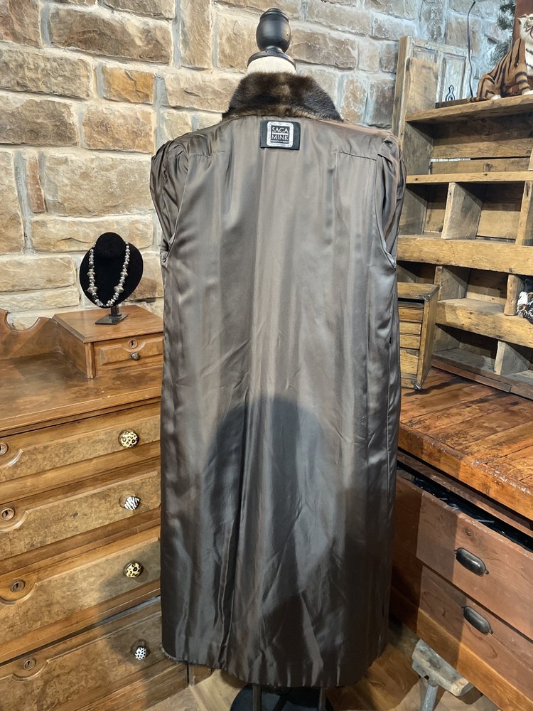 Dark Ranch Mink, Size M
