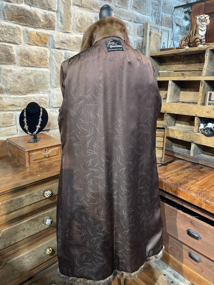 Medium Brown Ranch Mink Long Coat w/ Female Pelts 48", Size M