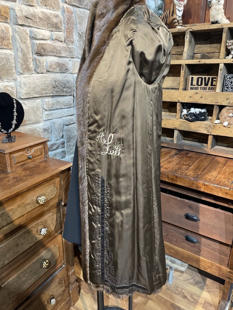 Dark Ranch Mink Coat w/ Banded Cuffs, Size M