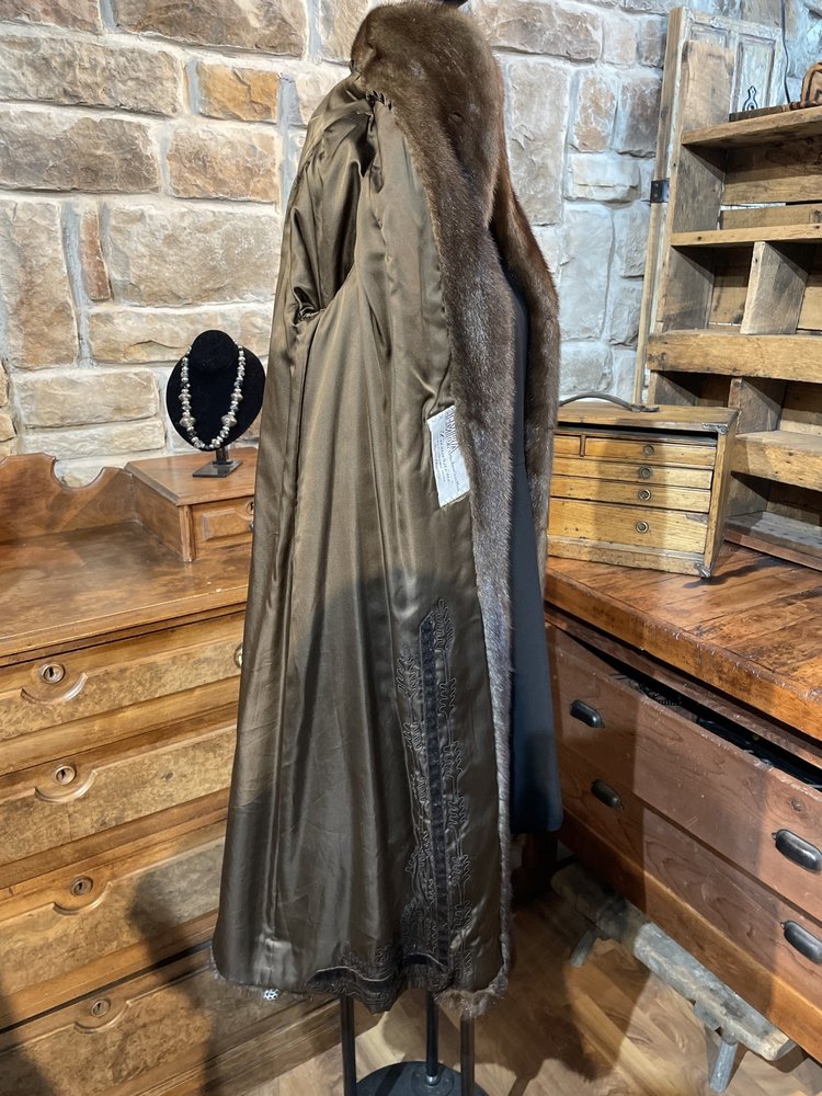 Dark Ranch Mink Coat w/ Banded Cuffs, Size M