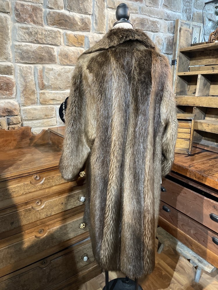 Natural Beaver Coat, Size M