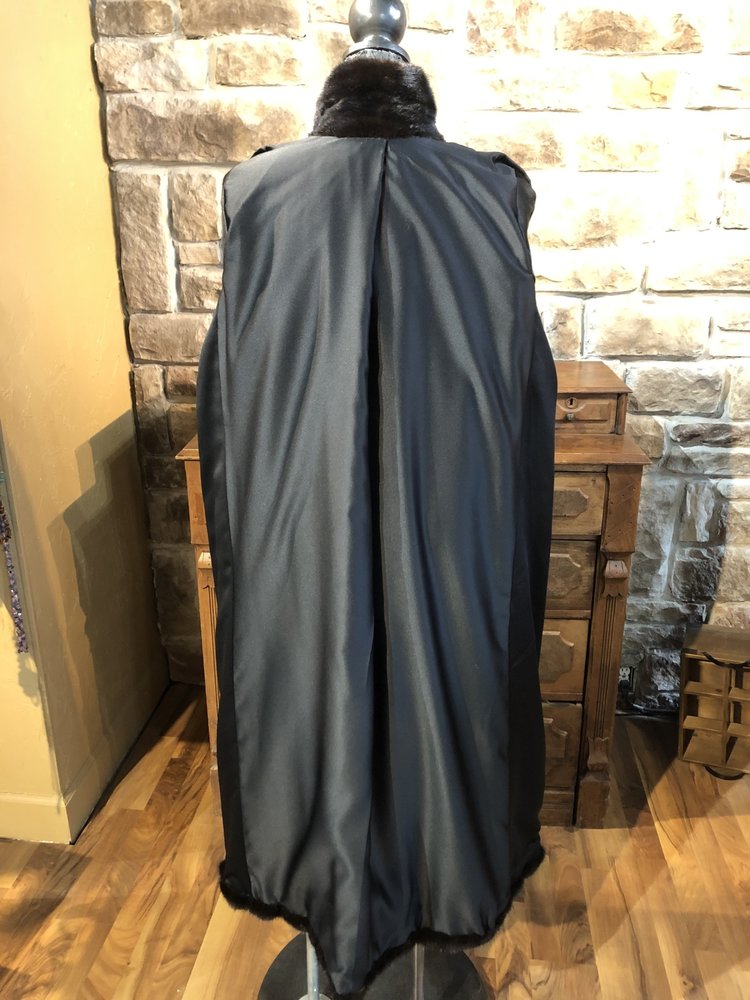 Dark Ranch Female Mink Pelts Coat, Size M