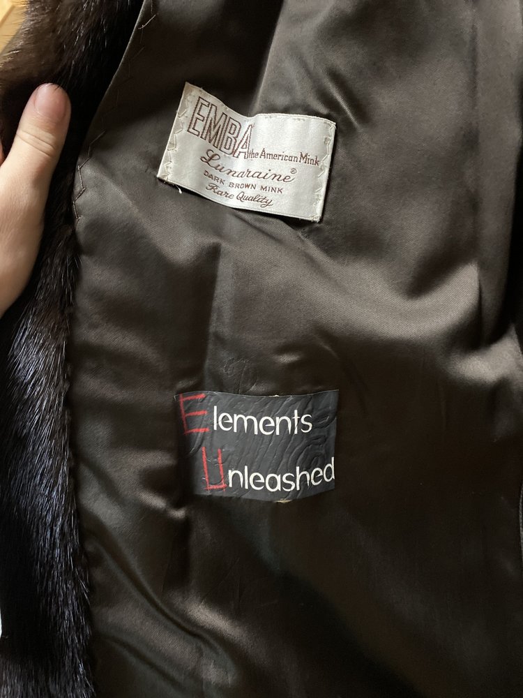 Medium Brown Mink Female Pelts, Size M