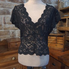 C+D+M Black Lace Crop Top