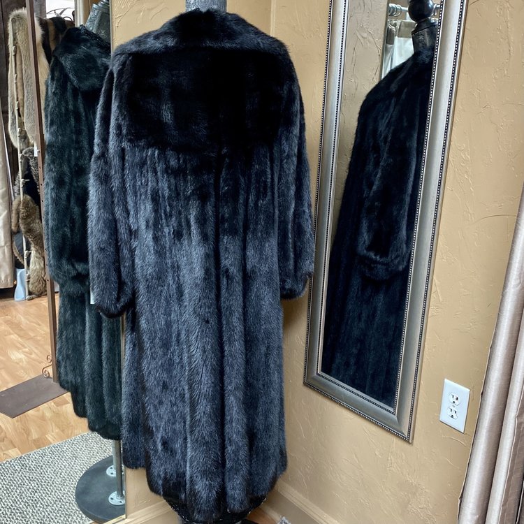 Black Magic Black Magic Mink Swing Coat, Size M