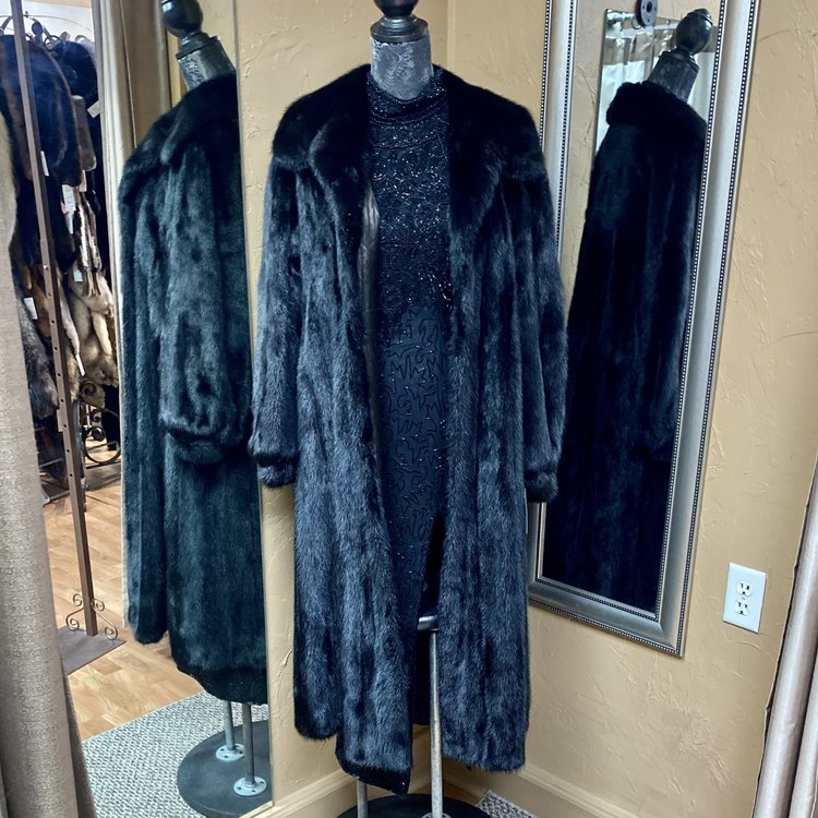 Black Magic Black Magic Mink Swing Coat, Size M