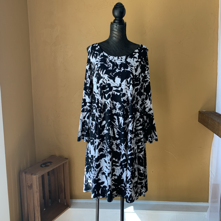 Karen Kane Black and White Cold Shoulder Dress