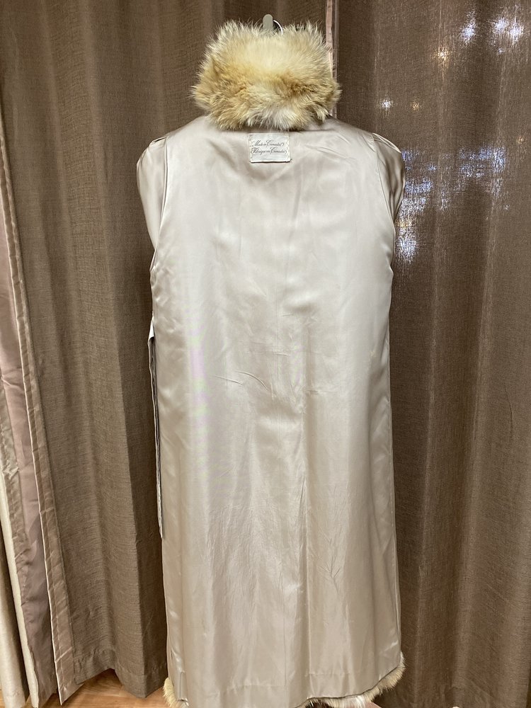 Canadian Coyote Coat, Size Large