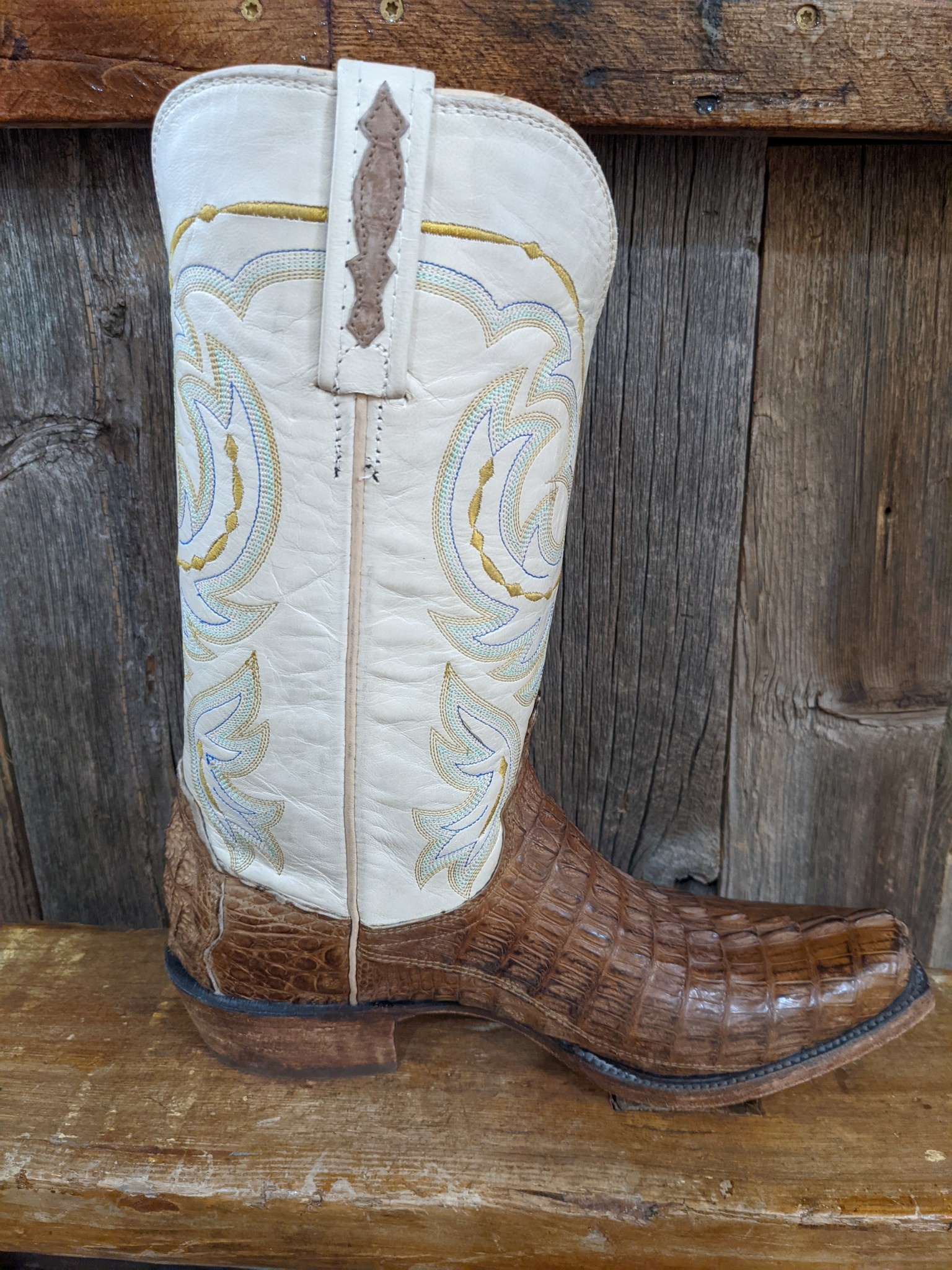 lucchese mens