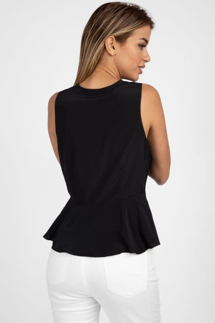 Haute Monde Black Sleeveless V-Neck Blouse