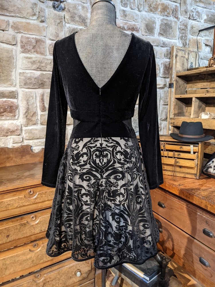 Xscape Black Velvet A-Line Cocktail Dress, Size 10