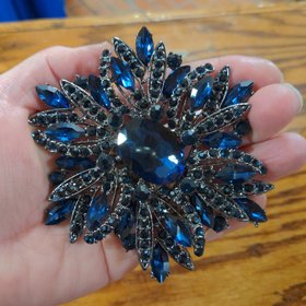 Sapphire Queen Brooch