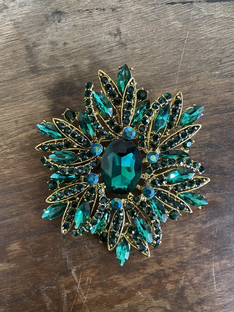 Emerald Queen Brooch