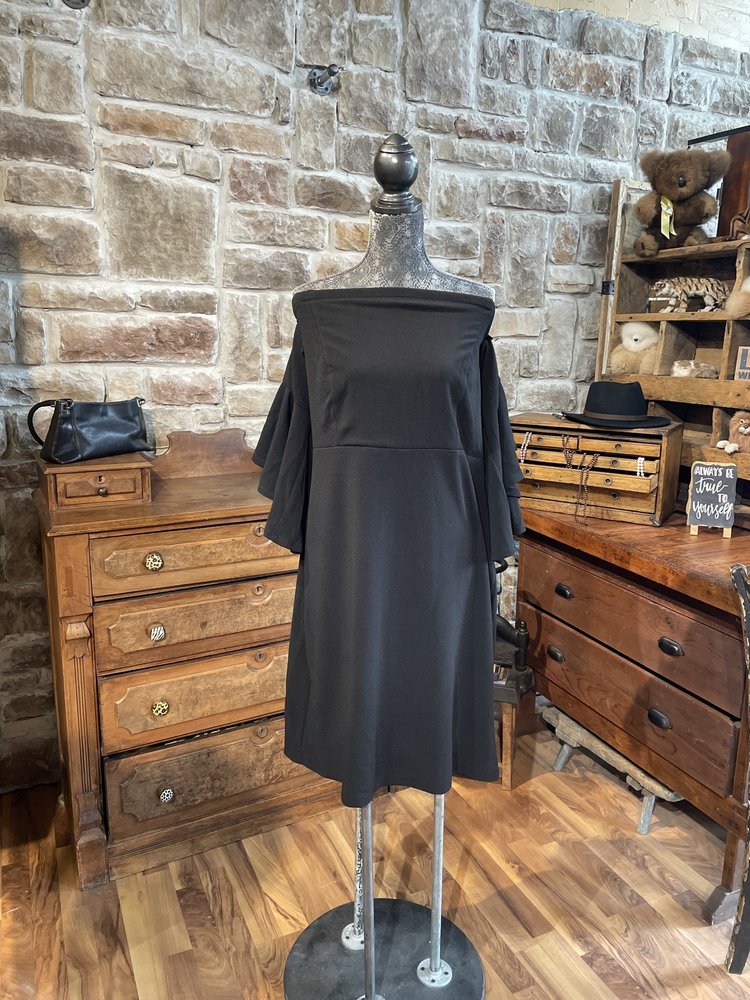 Teeze Me Black Off the Shoulder Flutter Sleeve Dress, Size 24W