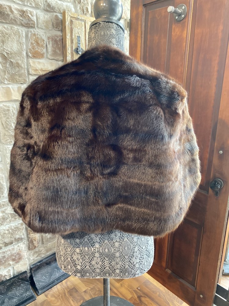 Brown Squirrel Cape, O/S