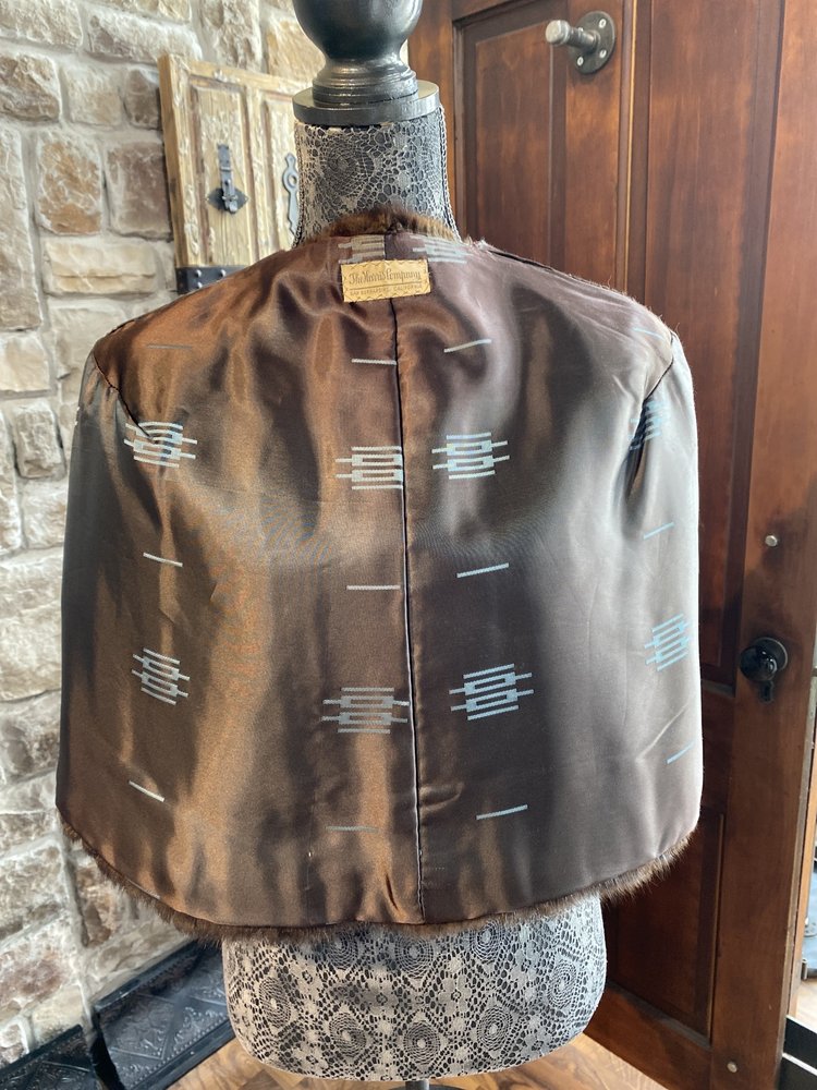 Brown Squirrel Cape, O/S