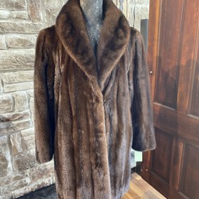 Muscalvus Furs Medium Brown Ranch Mink Stroller w/ Shawl Collar , Size L