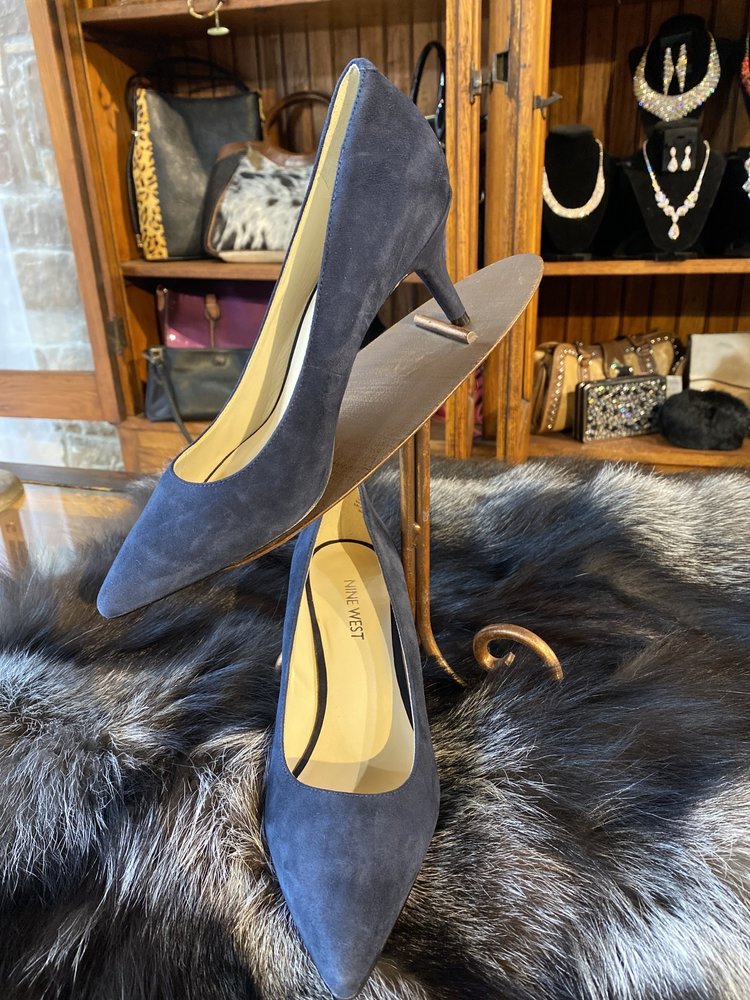 Nine West Blue Suede Pump, Size 6M