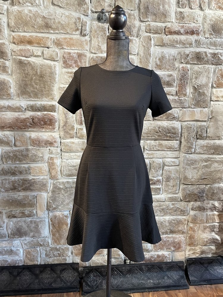 Aqua Black Textured Short-Sleeve Dress, Size L