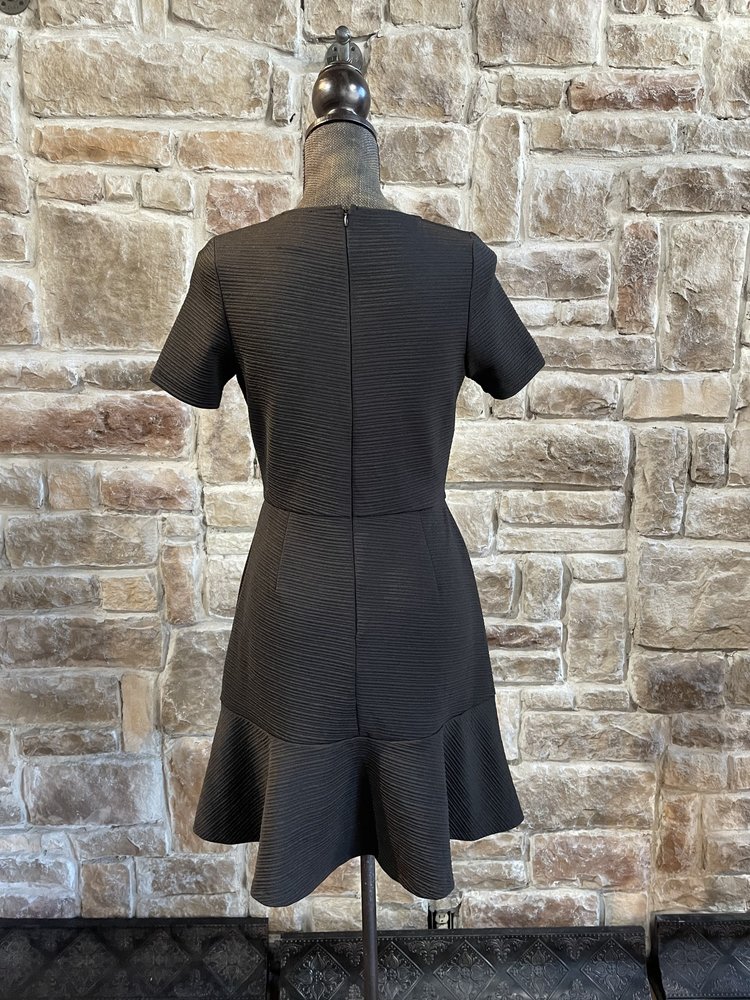 Aqua Black Textured Short-Sleeve Dress, Size L