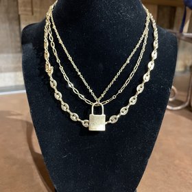 Short Gold Linked Lock Necklace