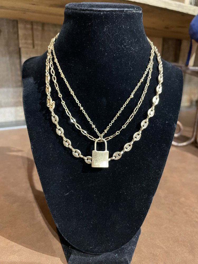 Short Gold Linked Lock Necklace