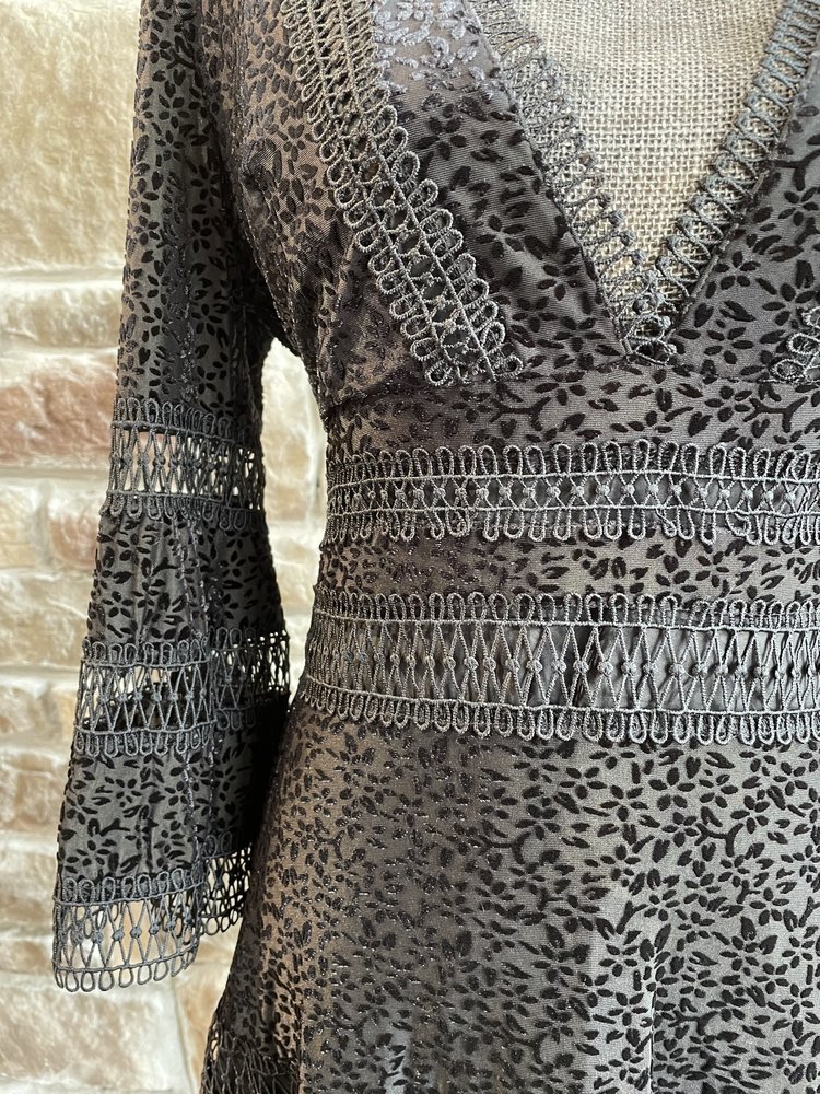 Aqua Black V-Neck Burnout Velvet Dress