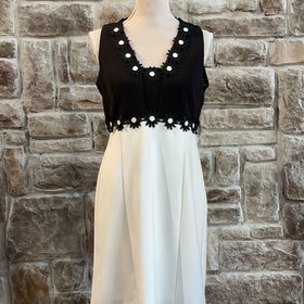 Taylor Black and White Dress with Daisies, Size 10