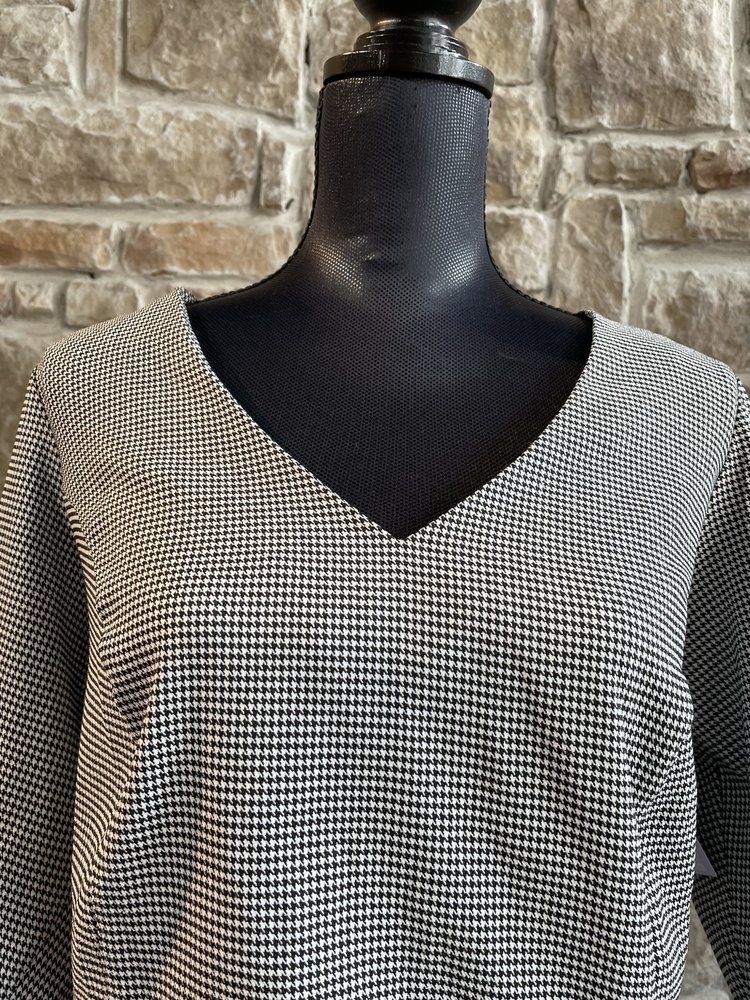 Betsey Johnson Black and White Micro Houndstooth Dress, Size 16W