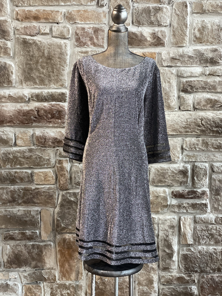 Jessica Howard Silver Glitter Mesh Edge Dress, Size 22W