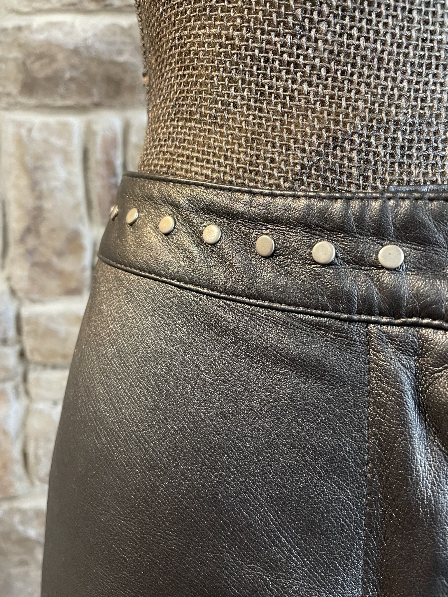 Caché Tan Leather Pants, Size 8 - Elements Unleashed