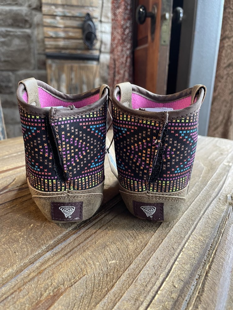 Blazin Roxx Baby Buckers Hailey (Needlepoint Star)