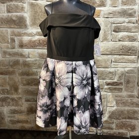 Morgan & Co. Black Cold Shoulder Dress with Pockets, Size 18W