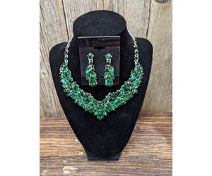 Emerald Green Statement Necklace and Earrings - Elements