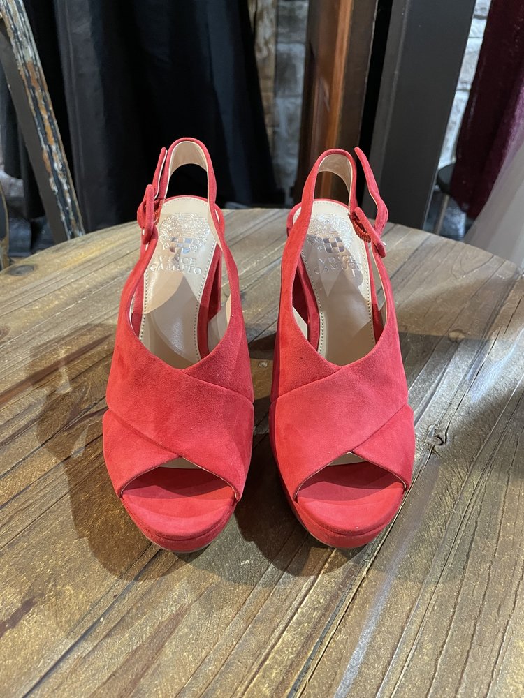 Vince Camuto Red Suede Platform Sandals, Size 5.0