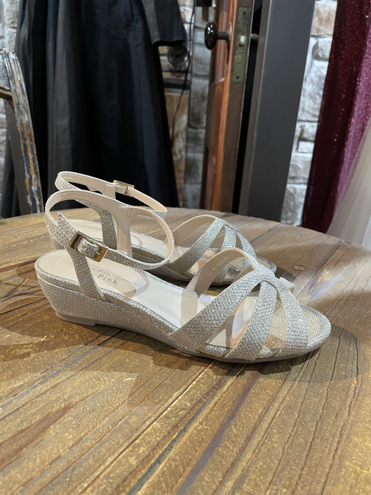 Pink Paradox Silver Textured Strappy Sandals, Size 6