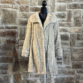 Nigbor Furs Blue Iris Section Mink Stroller, Size L